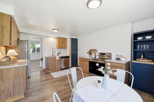 1716 N Pettet Dr, Spokane, WA 99205