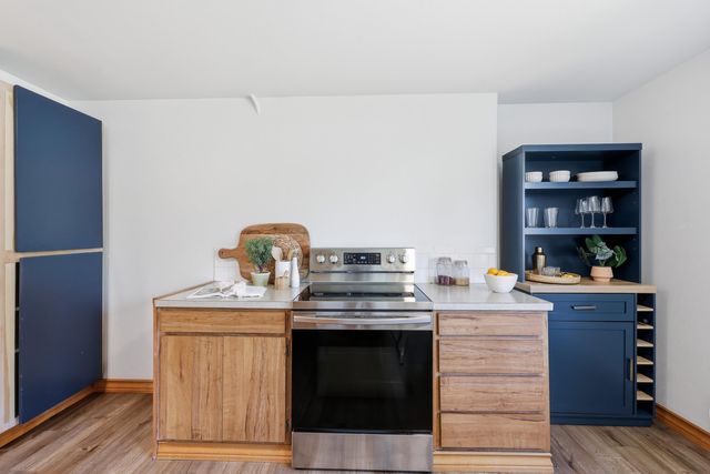 1716 N Pettet Dr, Spokane, WA 99205