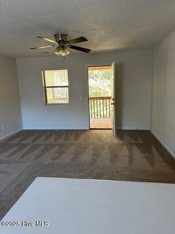 2928 West Hills Drive E, Greenville, NC 27834