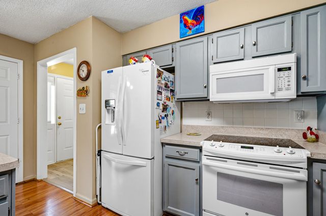 1113 Fox Sparrow Dr., Murrells Inlet, SC 29576