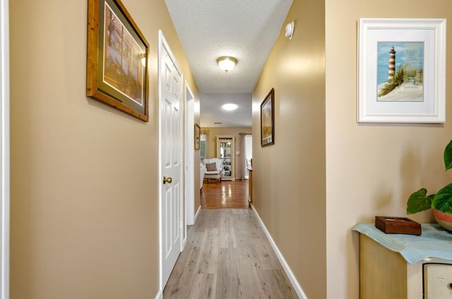 1113 Fox Sparrow Dr., Murrells Inlet, SC 29576