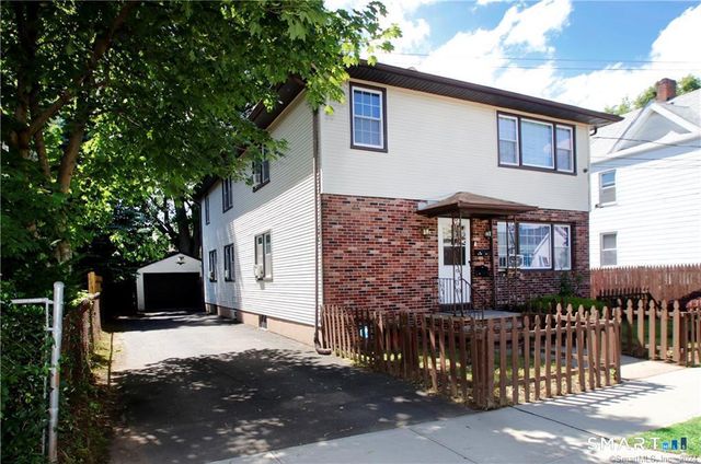 80 Dix Street, Hamden, CT 06514
