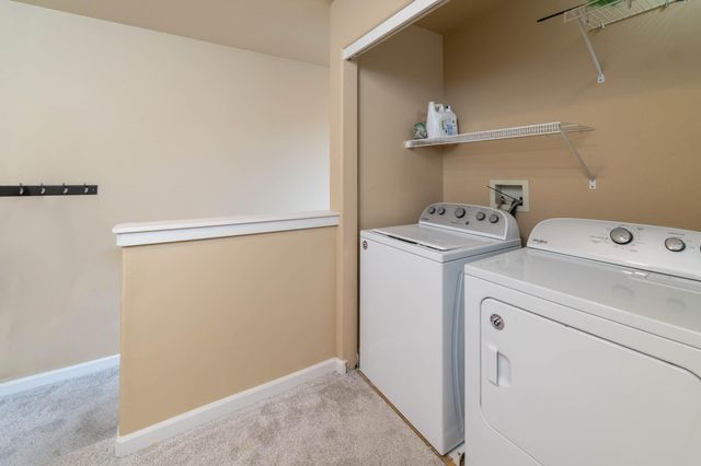 61209 Dayspring Drive, Bend, OR 97702