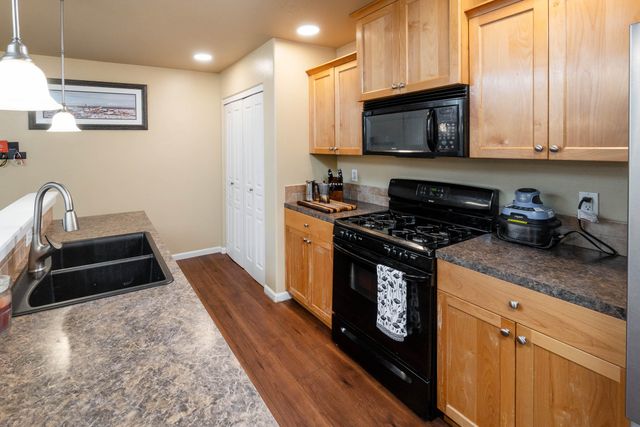 61209 Dayspring Drive, Bend, OR 97702