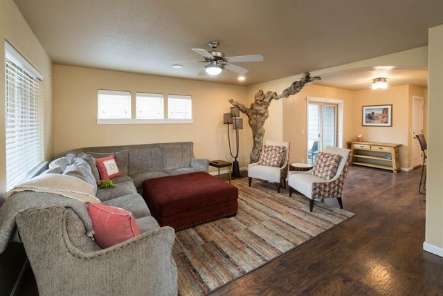 61209 Dayspring Drive, Bend, OR 97702