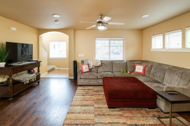 61209 Dayspring Drive, Bend, OR 97702