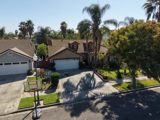 2226 Typhoon Ct, Turlock, CA 95380