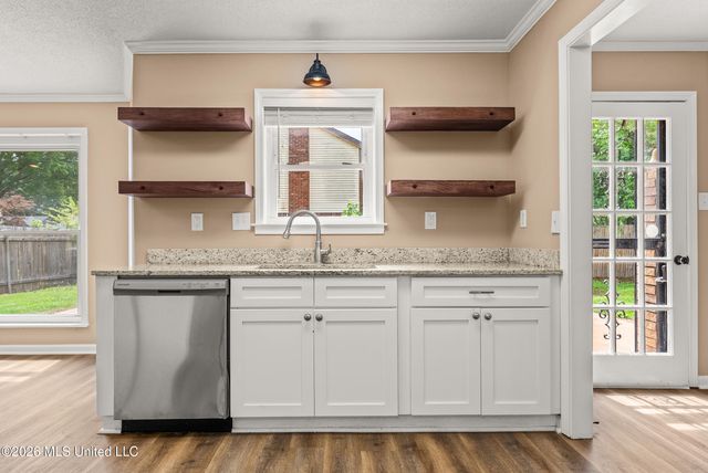 8196 Farmington Drive, Southaven, MS 38671