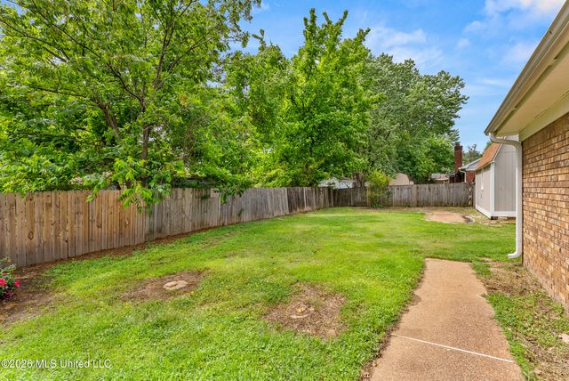 8196 Farmington Drive, Southaven, MS 38671