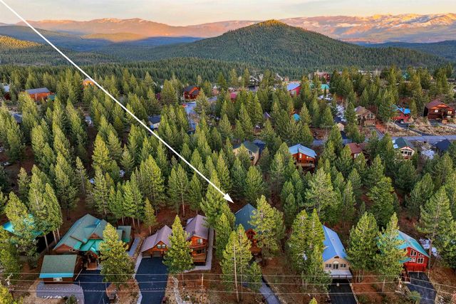 15075 Wolfgang Road, Truckee, CA 96161