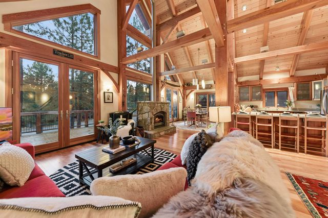 15075 Wolfgang Road, Truckee, CA 96161