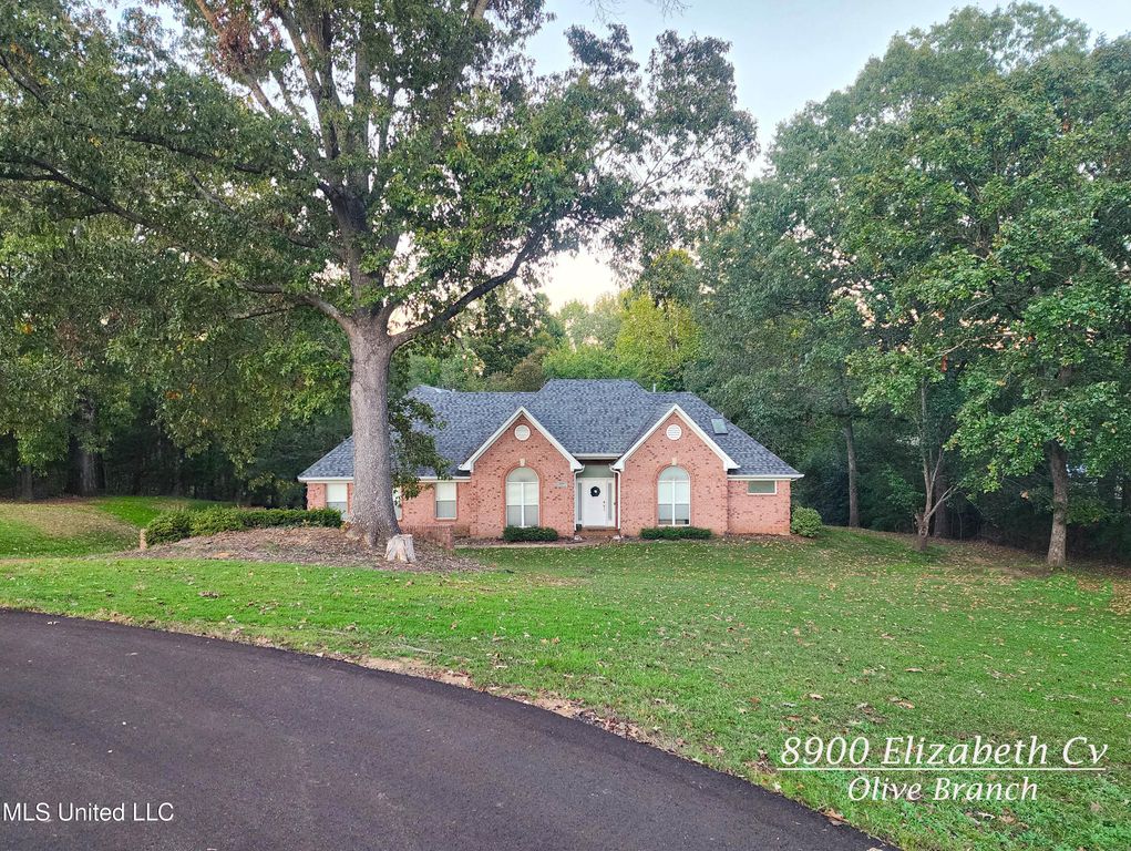 8900 Elizabeth Cove, Olive Branch, MS 38654