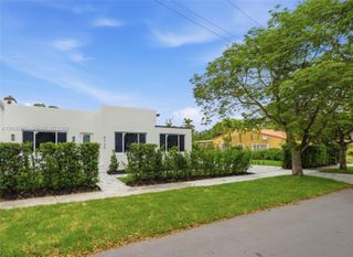 5735 SW 12th Street, West Miami, FL 33144