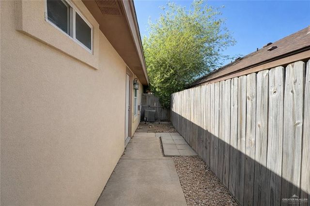 3102 Diamondhead Avenue, Mission, TX 78573