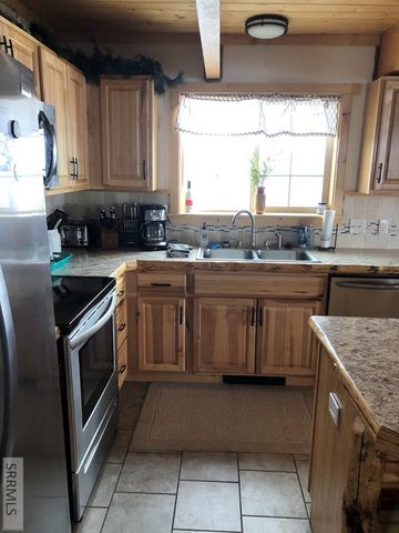 4016 Aiden Court, Island Park, ID 83429