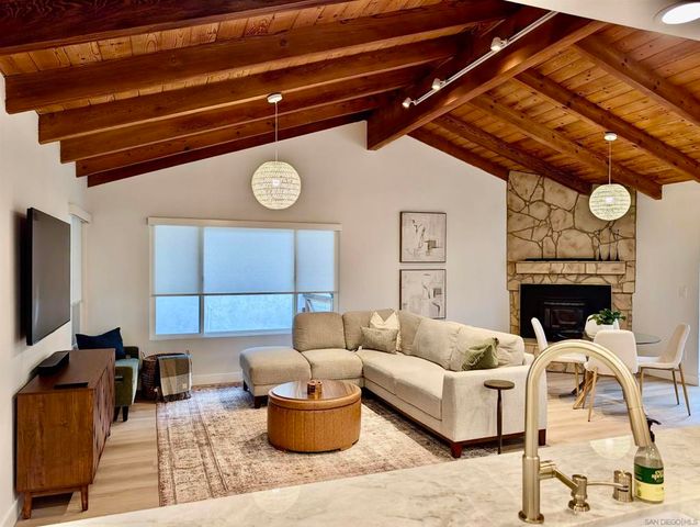 4242 Avenida Gregory, Spring Valley, CA 91977