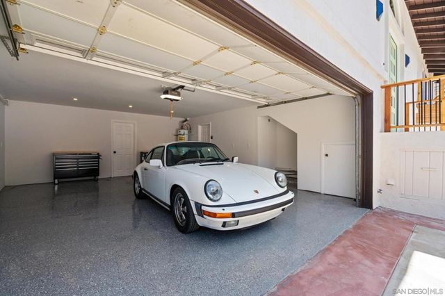 4242 Avenida Gregory, Spring Valley, CA 91977