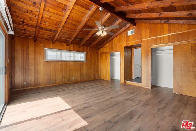 10910 S Burl Avenue, Inglewood, CA 90304