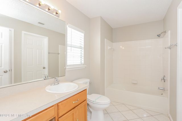 12635 ASHGLEN Drive N, Jacksonville, FL 32224