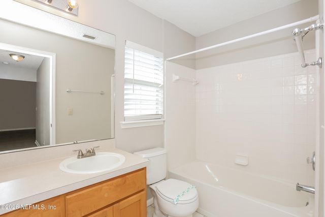 12635 ASHGLEN Drive N, Jacksonville, FL 32224