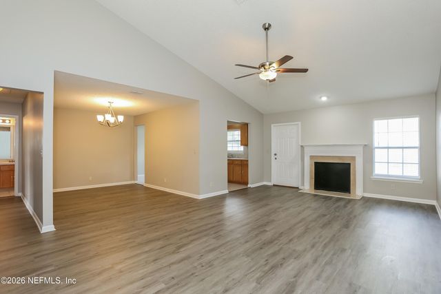 12635 ASHGLEN Drive N, Jacksonville, FL 32224