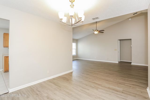 12635 ASHGLEN Drive N, Jacksonville, FL 32224