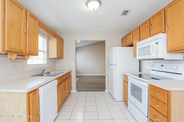 12635 ASHGLEN Drive N, Jacksonville, FL 32224