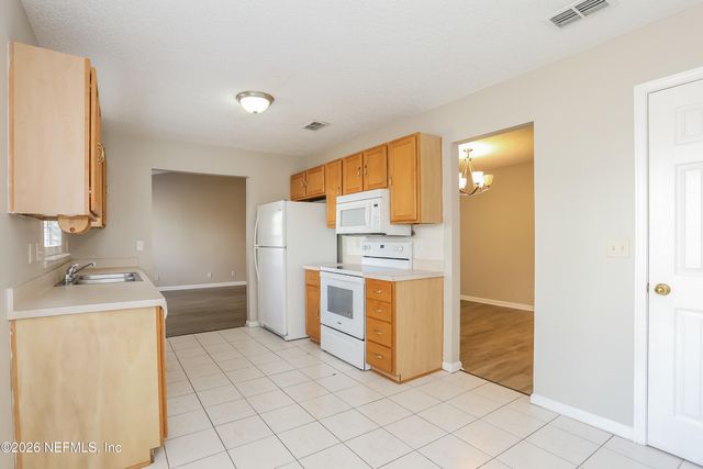 12635 ASHGLEN Drive N, Jacksonville, FL 32224