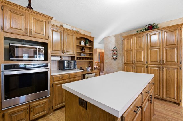 1310 N Prescott St, Wichita, KS 67212