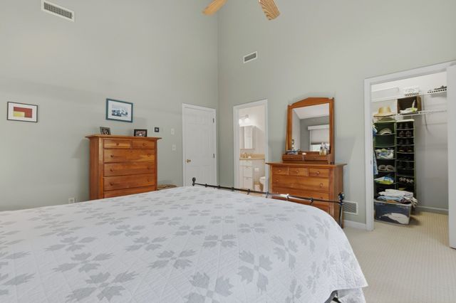 305 Salem St 312, Woburn, MA 01801