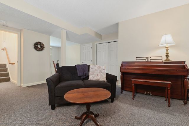 305 Salem St 312, Woburn, MA 01801