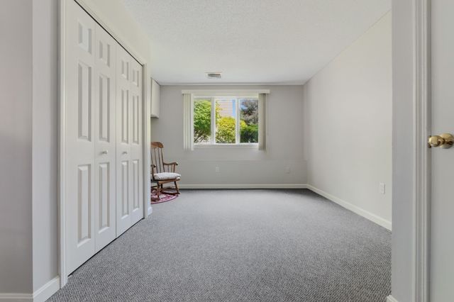 305 Salem St 312, Woburn, MA 01801
