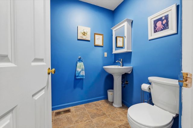 305 Salem St 312, Woburn, MA 01801