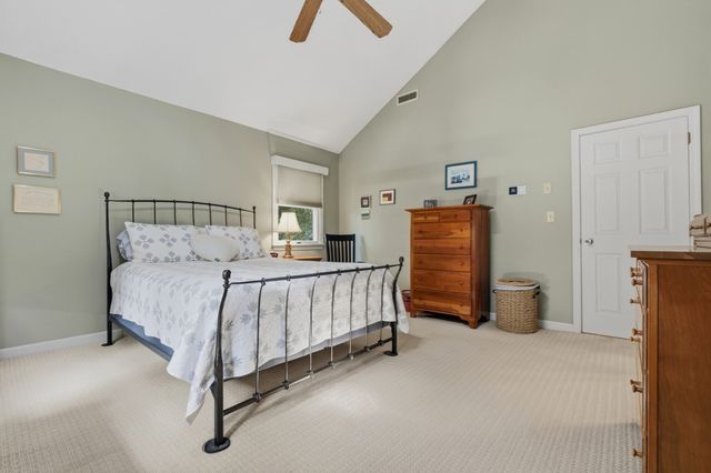 305 Salem St 312, Woburn, MA 01801