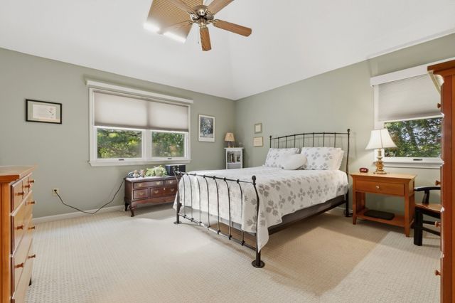 305 Salem St 312, Woburn, MA 01801