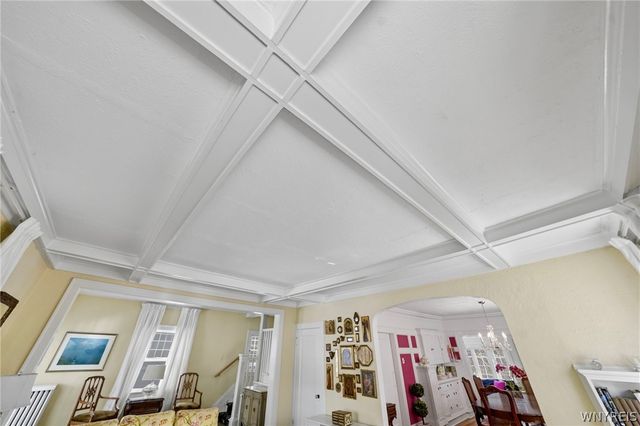 27 Winston Road, Buffalo, NY 14216