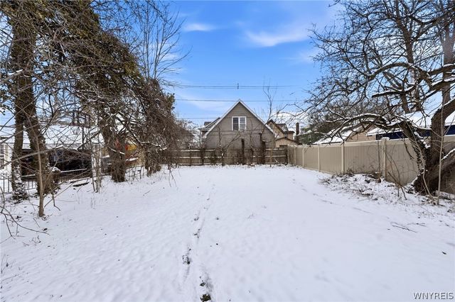 27 Winston Road, Buffalo, NY 14216