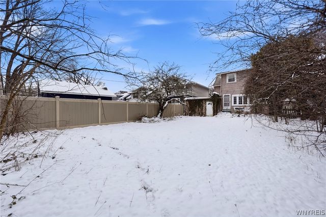 27 Winston Road, Buffalo, NY 14216