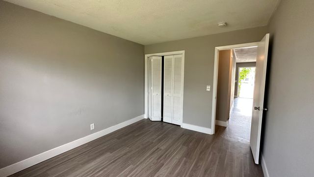 105 NE 6th Avenue, Boynton Beach, FL 33435