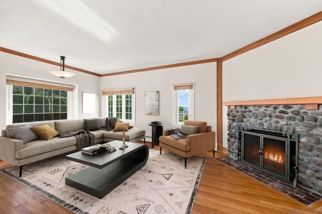 68 Gardner Rd, Nahant, MA 01908