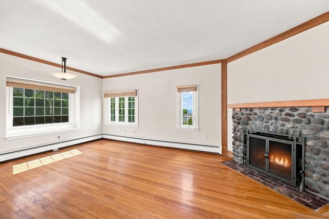 68 Gardner Rd, Nahant, MA 01908