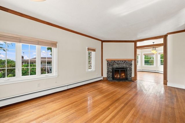 68 Gardner Rd, Nahant, MA 01908