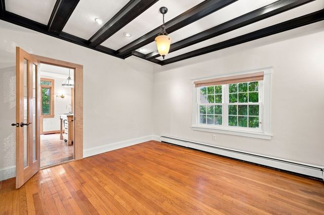 68 Gardner Rd, Nahant, MA 01908