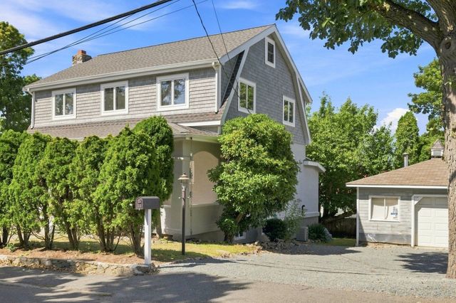 68 Gardner Rd, Nahant, MA 01908