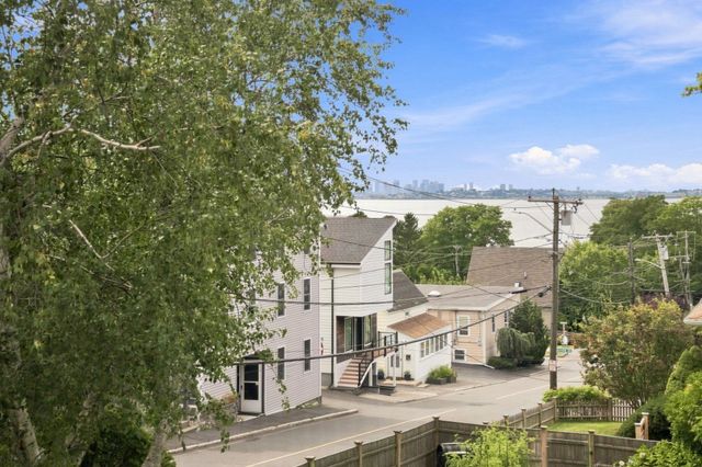 68 Gardner Rd, Nahant, MA 01908