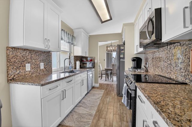 6031 Bay Isles Drive, Boynton Beach, FL 33437