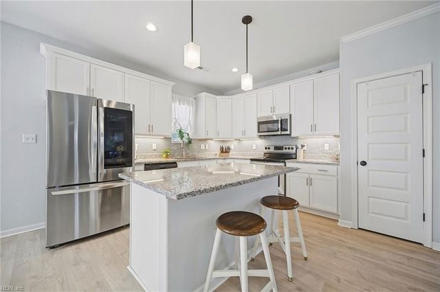 726 Mayfield AVE, Norfolk, VA 23518