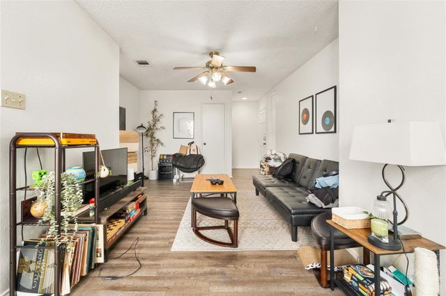 2409 Leon ST 307, Austin, TX 78705