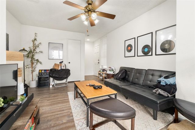 2409 Leon ST 307, Austin, TX 78705