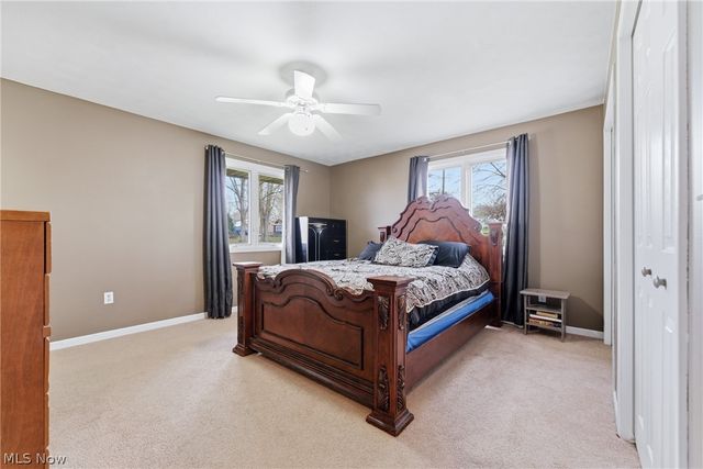 901 N Marion Avenue, Louisville, OH 44641